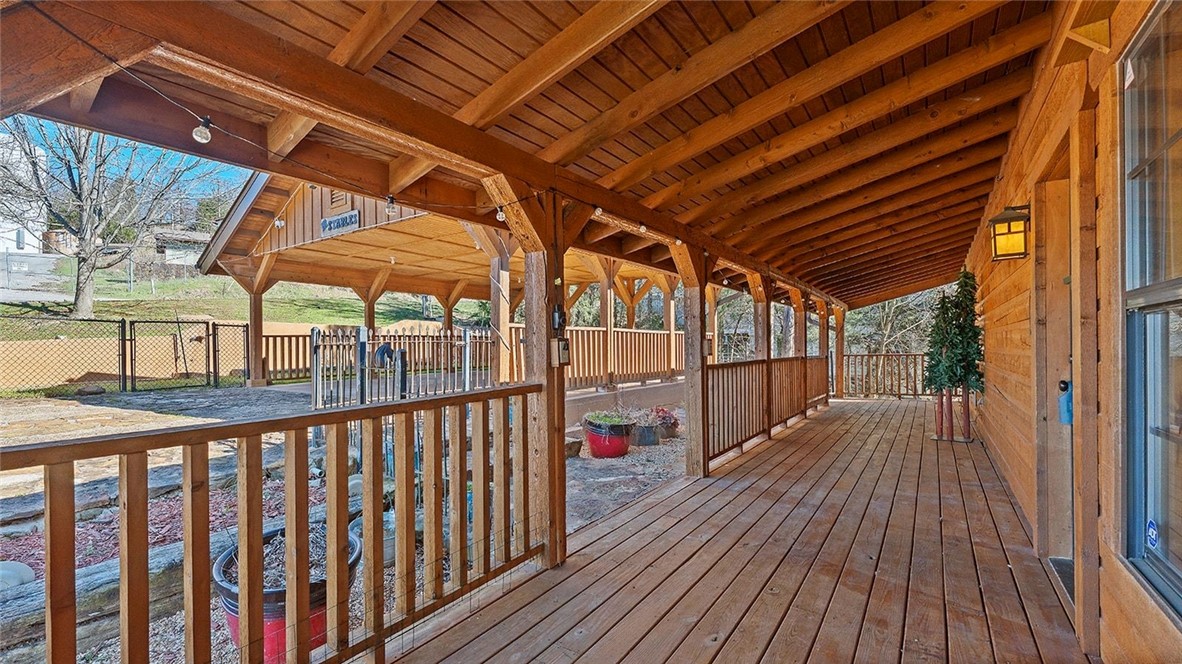 Unit 117 Holiday Island - Residential