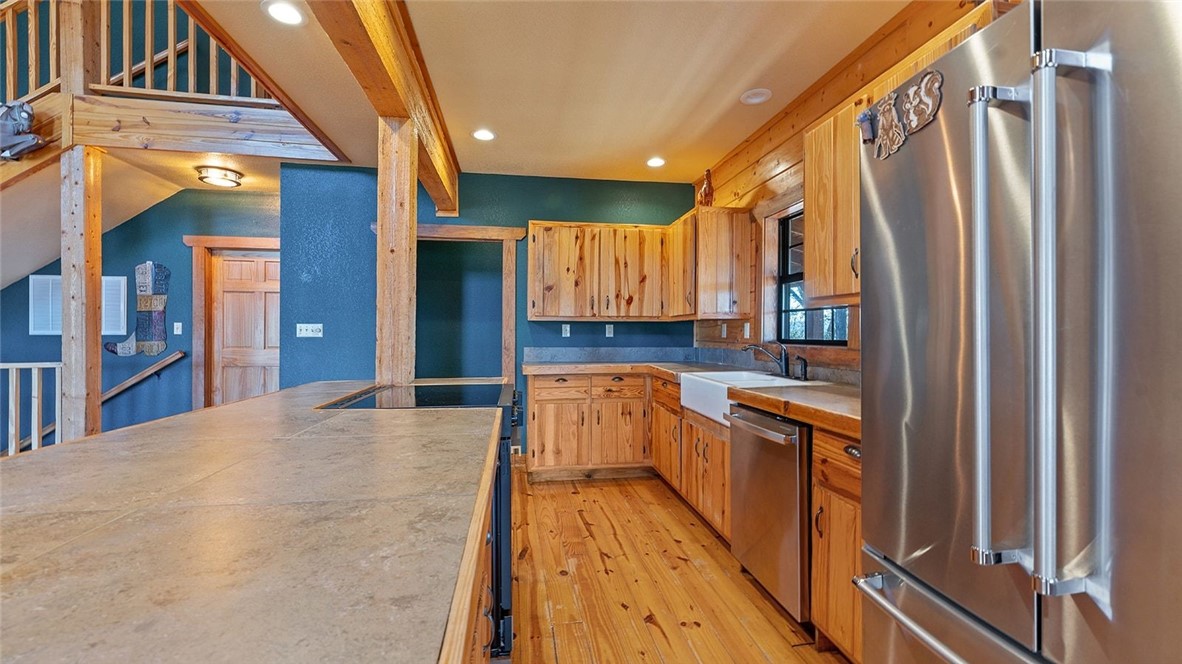 Unit 117 Holiday Island - Residential