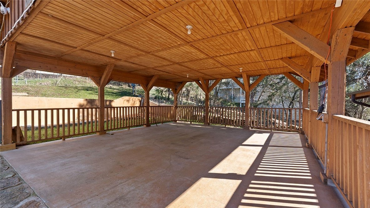 Unit 117 Holiday Island - Residential