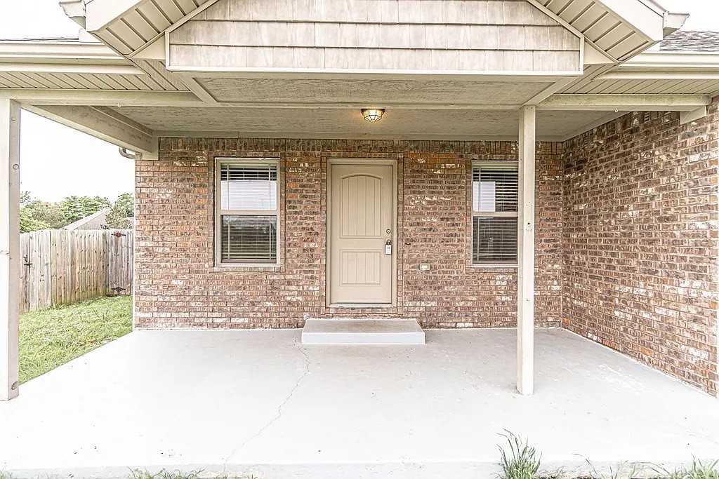 Riverwalk Farm Estate Ph Ii Bentonville - Residential Lease
