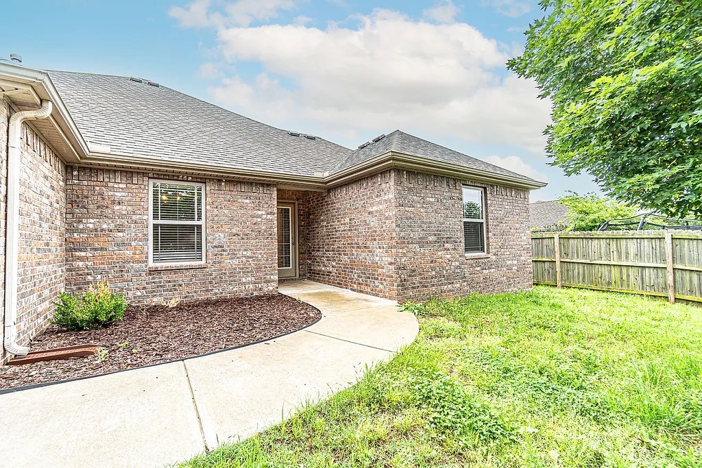 Riverwalk Farm Estate Ph Ii Bentonville - Residential Lease