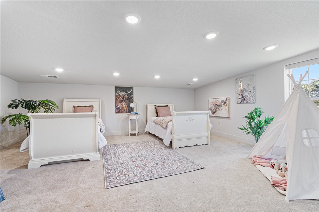 17-18-30- Springdale - Residential