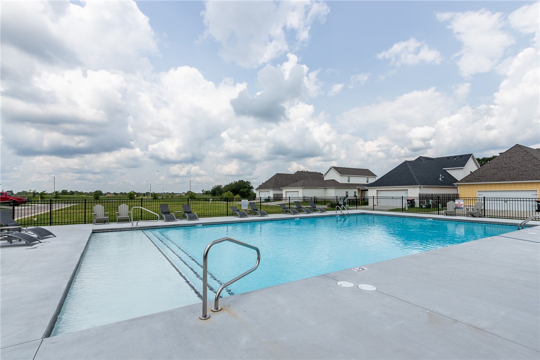 Cottages at the Park - Residential