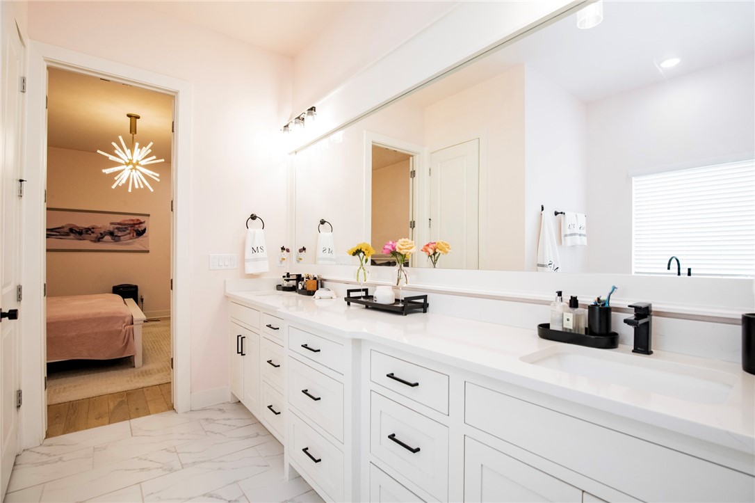 Cottages at the Park - Residential