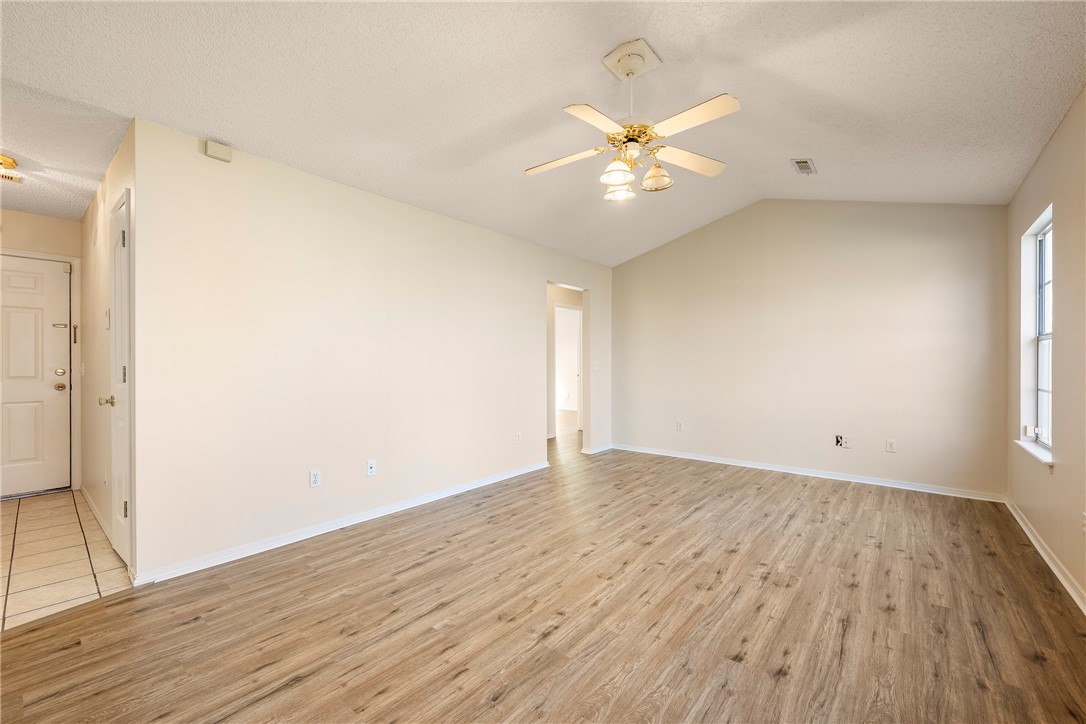 Lowell Estates Sub Lowell - Residential