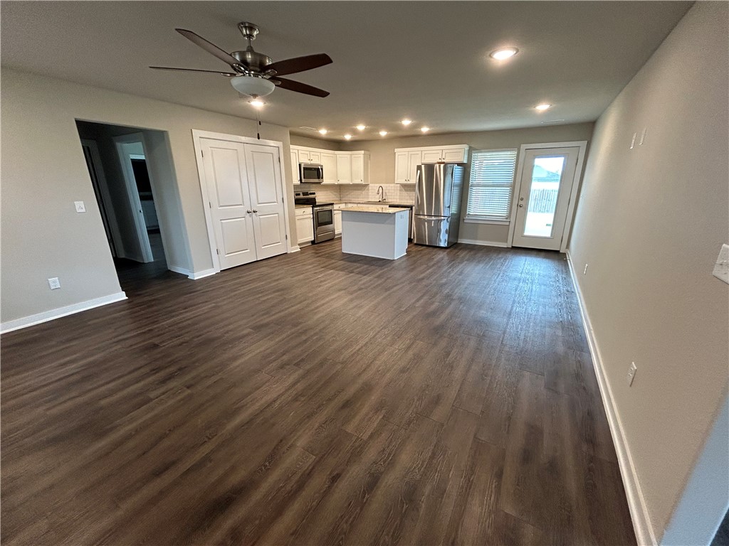 Farmington Heights Phase II - Residential Lease