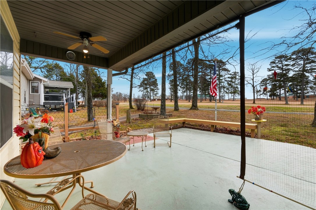 Unit 9 Holiday Island - Residential