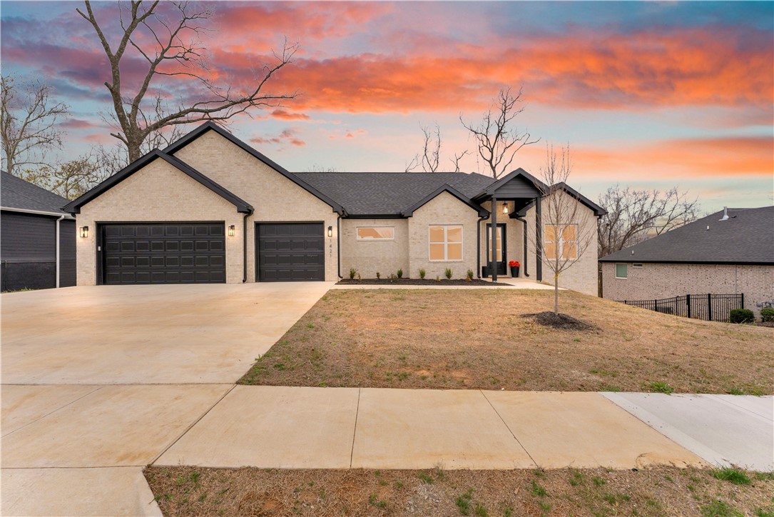 Sugar Creek Residence Cmnty Ph I - Residential