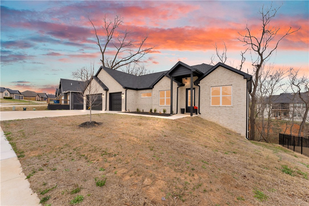 Sugar Creek Residence Cmnty Ph I - Residential