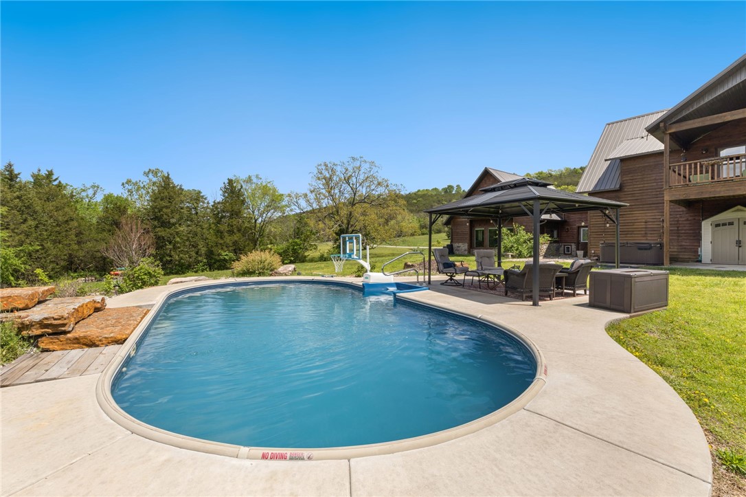 Riverside At Shady Grove - Residential