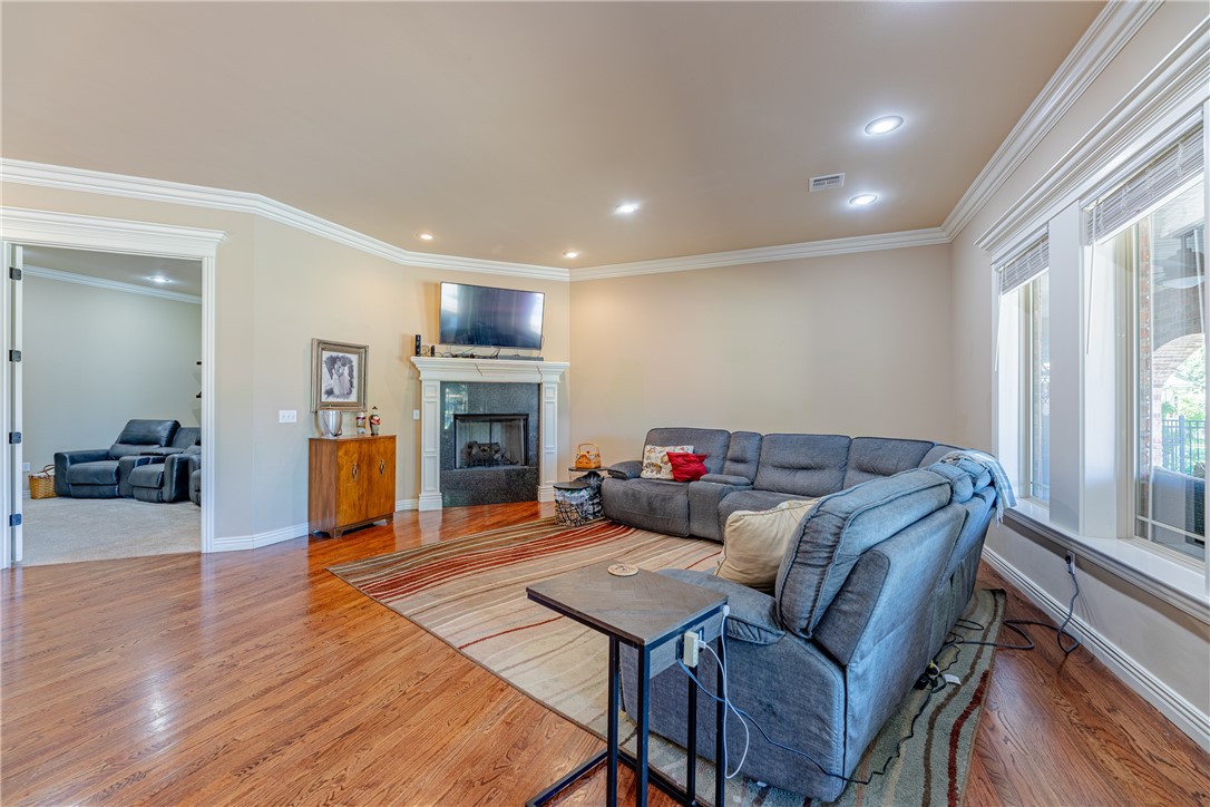 Pinnacle Sub Ph 1, The Rogers - Residential