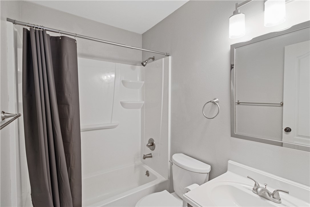 Holly Gardens Bentonville - Residential