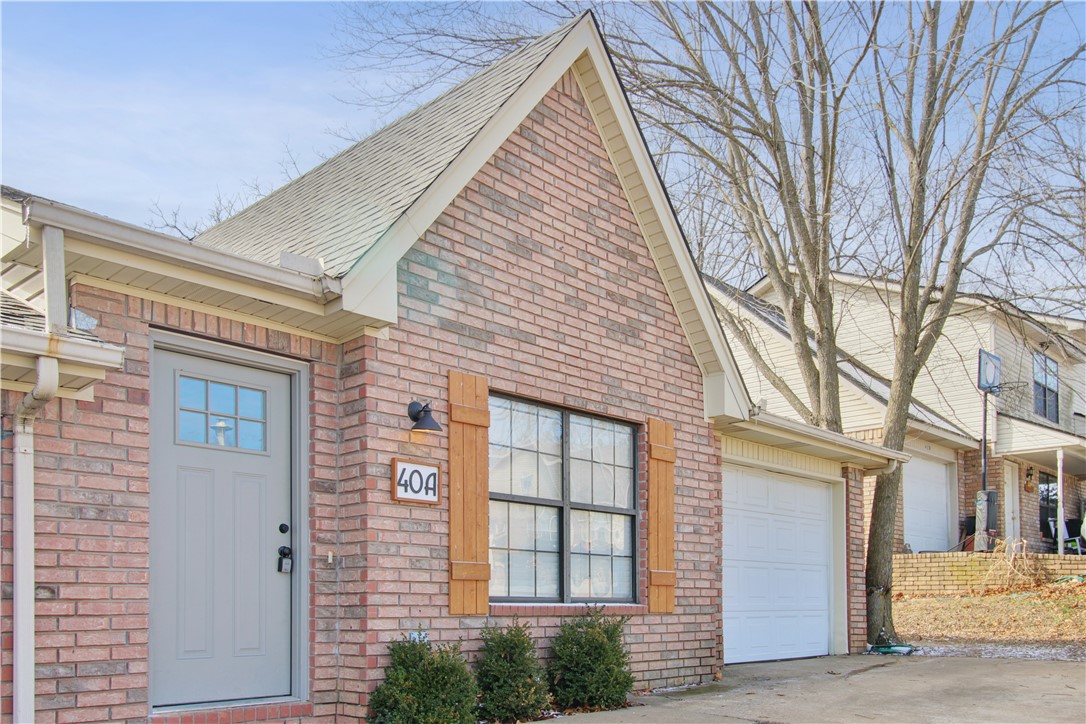 Holly Gardens Bentonville - Residential