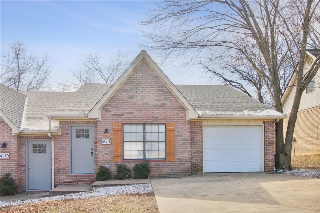 Holly Gardens Bentonville - Residential