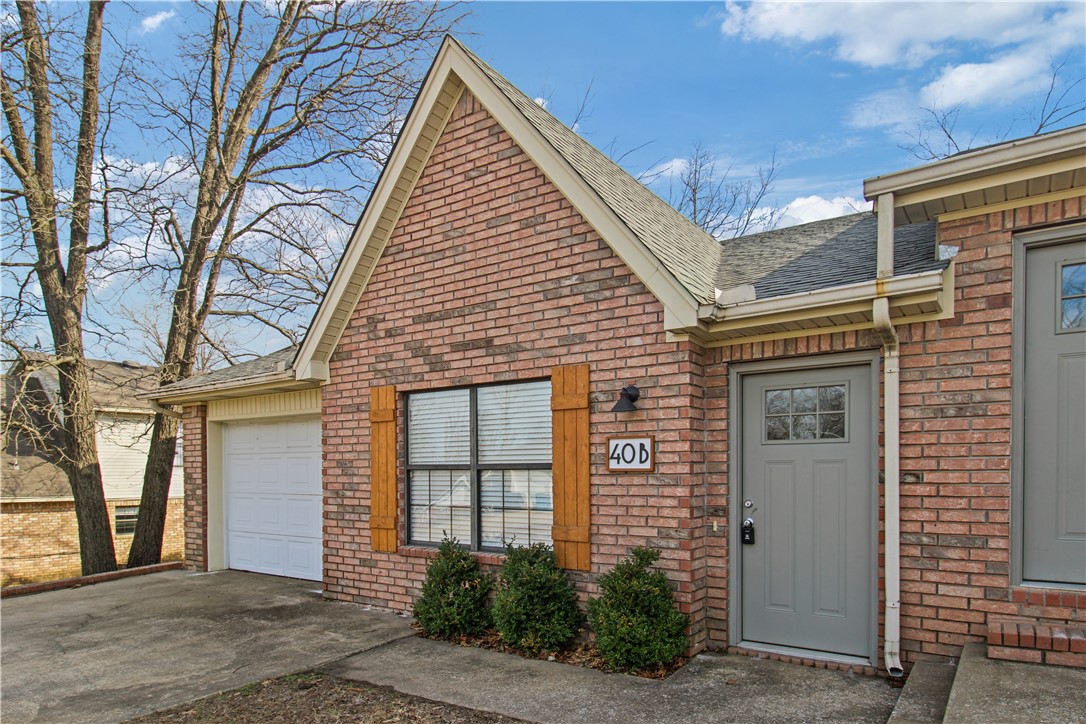 Holly Gardens Bentonville - Residential