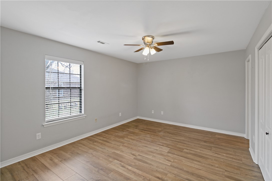 Holly Gardens Bentonville - Residential