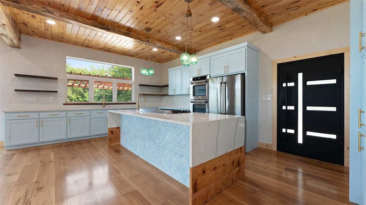 Eagle Crest Sub Rurban - Residential