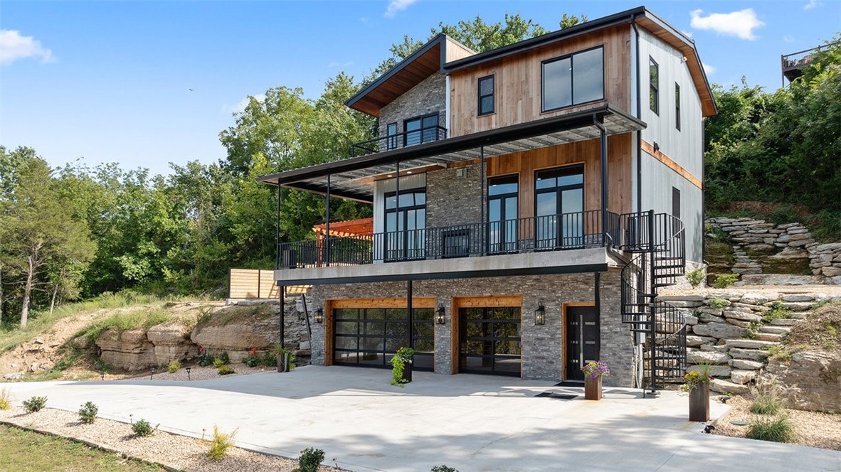 Eagle Crest Sub Rurban - Residential
