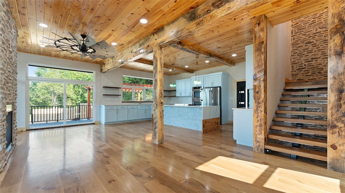 Eagle Crest Sub Rurban - Residential