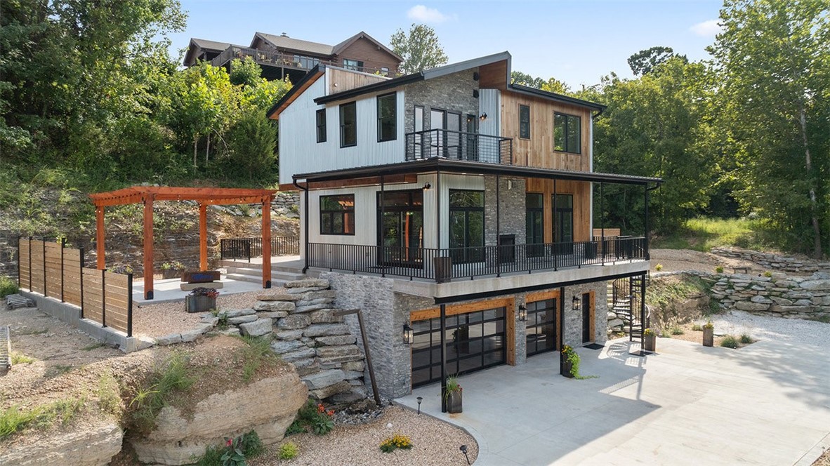 Eagle Crest Sub Rurban - Residential