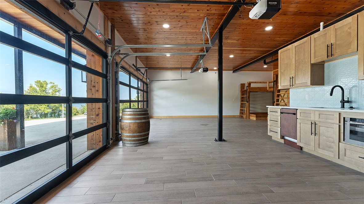 Eagle Crest Sub Rurban - Residential