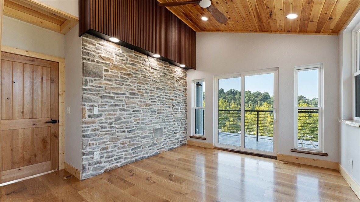 Eagle Crest Sub Rurban - Residential