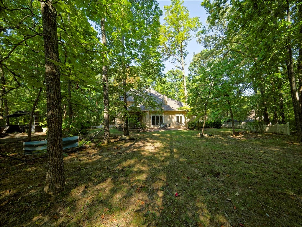 2810 Inwood Drive