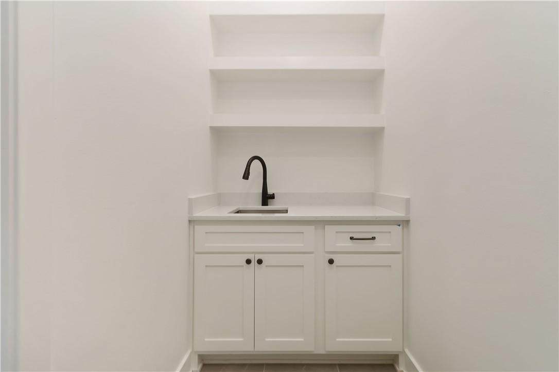 Dutton Woods - Residential