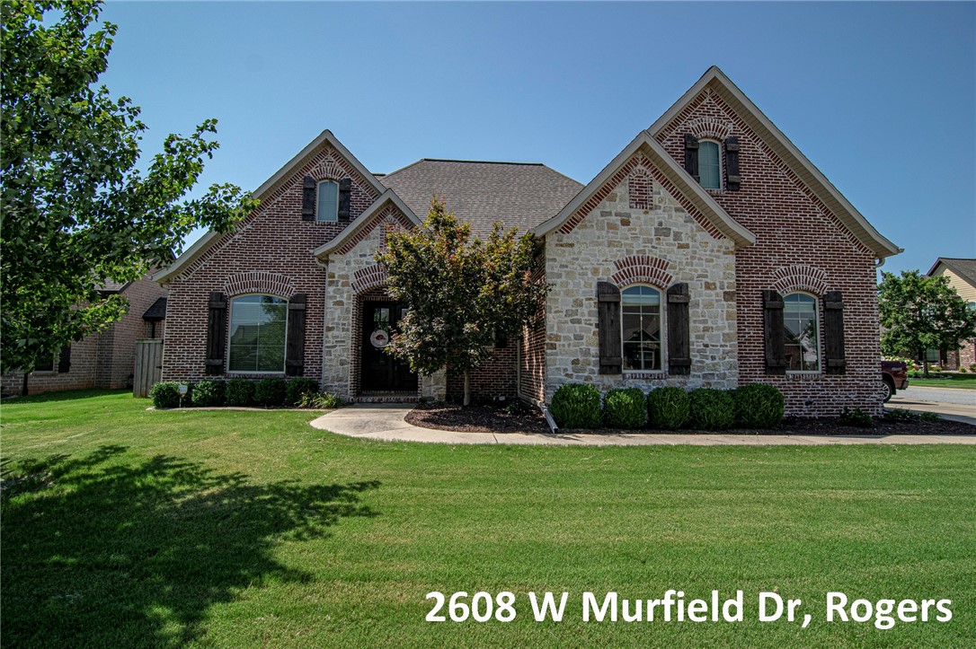 With a few minor touch ups, this house will be immaculate. great floor plan w open kitchen-living area, lg master suite w custom walk-in shower, jetted tub and huge closet. generous sized bedrooms with nice closets, 3 1/2 baths. large covered patio w lg back yard and room for a pool. built in bookcases, custom library molding, grand stairway. kitchen has lots of cabinets, island, butler's pantry, and walk in pantry. formal dining room could be office........great neighborhood w one of the nicest neighborhood pools and play area. located next to Roger's newest elementary school, and right by the razorback greenway trail. quality, energy efficientāāāāāāāāāāāāāāāāāāāāāāāāāāāāāāāā construction.