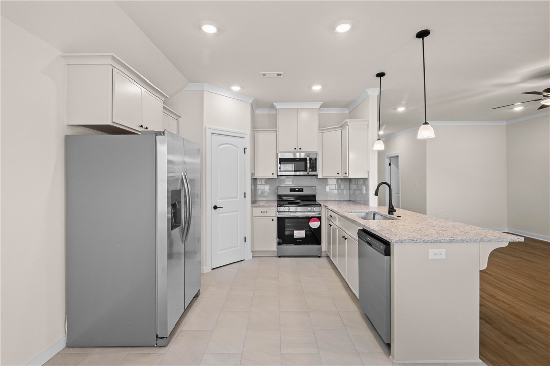 Hunt Farms - Residential Lease