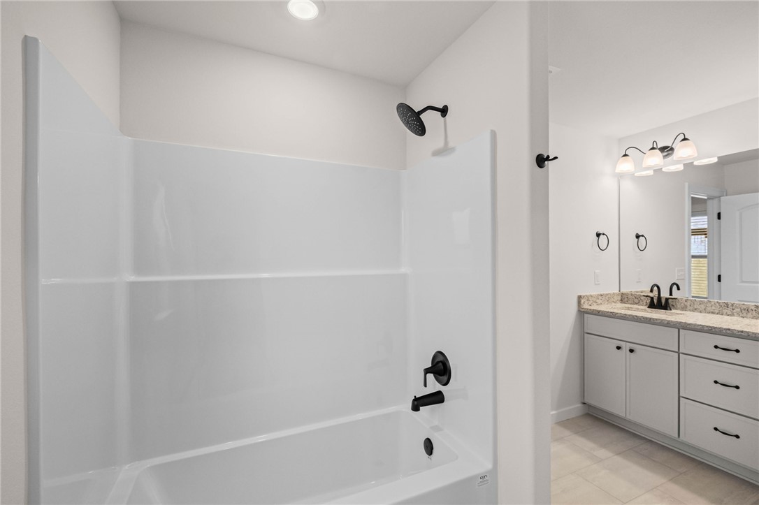 Hunt Farms - Residential Lease