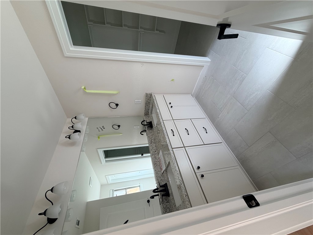 Hunt Farms - Residential Lease