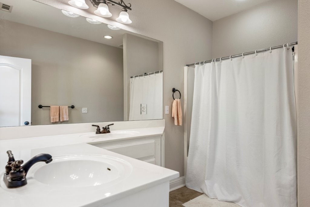 Shadow Valley Ph 1 Rogers - Residential