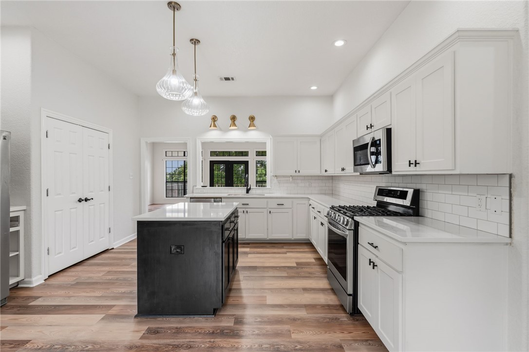 Eagle Crest 1 - Residential