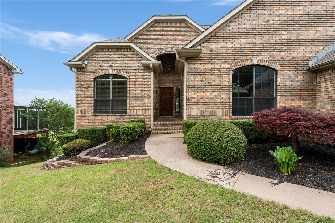 Eagle Crest 1 - Residential