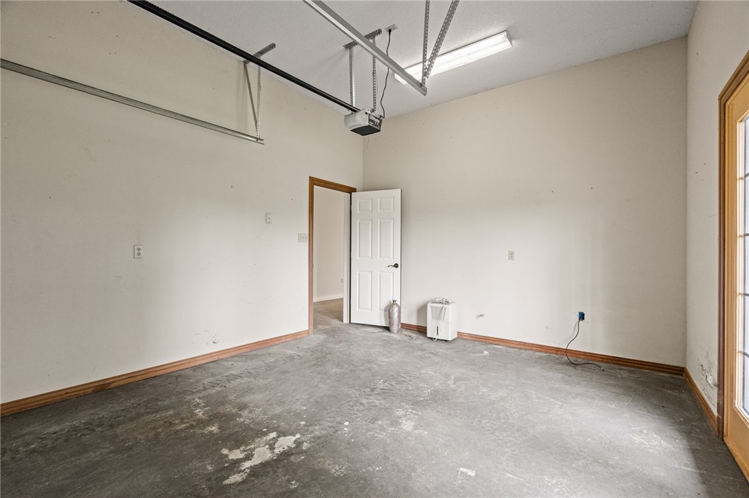 Eagle Crest 1 - Residential