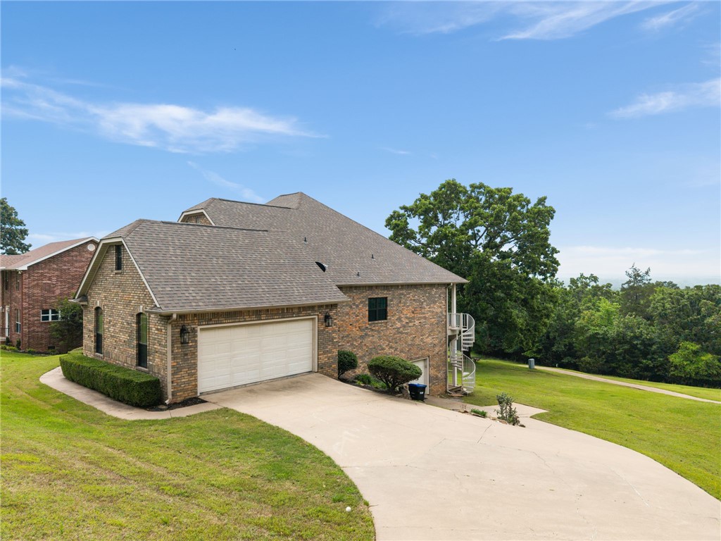 Eagle Crest 1 - Residential