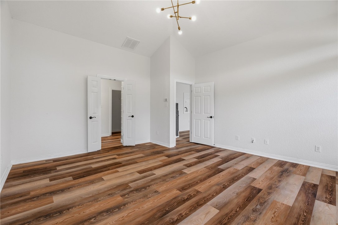 Eagle Crest 1 - Residential