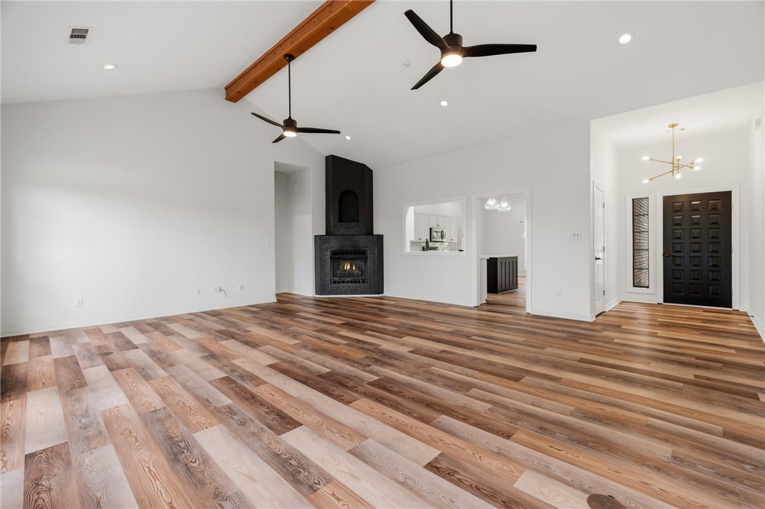 Eagle Crest 1 - Residential