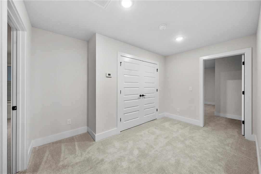 Sky Valley Estates Rogers - Residential