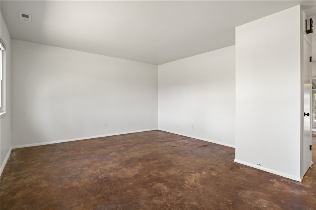 Maple Crest - Residential