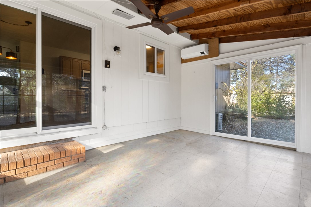 Maple Crest - Residential