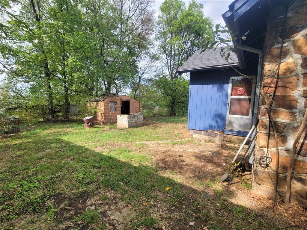 3239 Highway 186