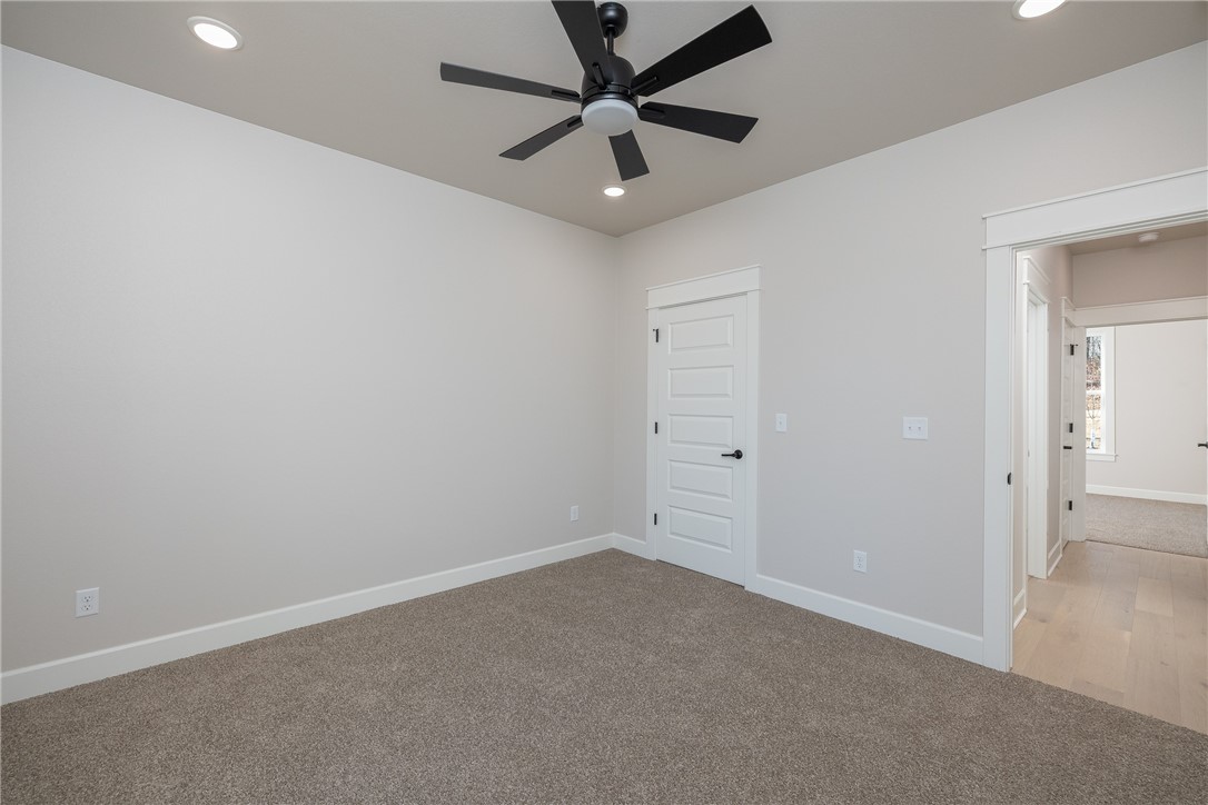 Selkirk Sub Bvv - Residential