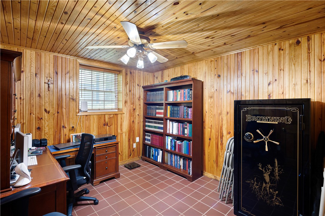 Hideaway Acres - Residential