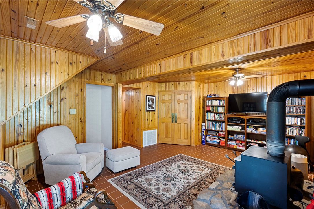 Hideaway Acres - Residential