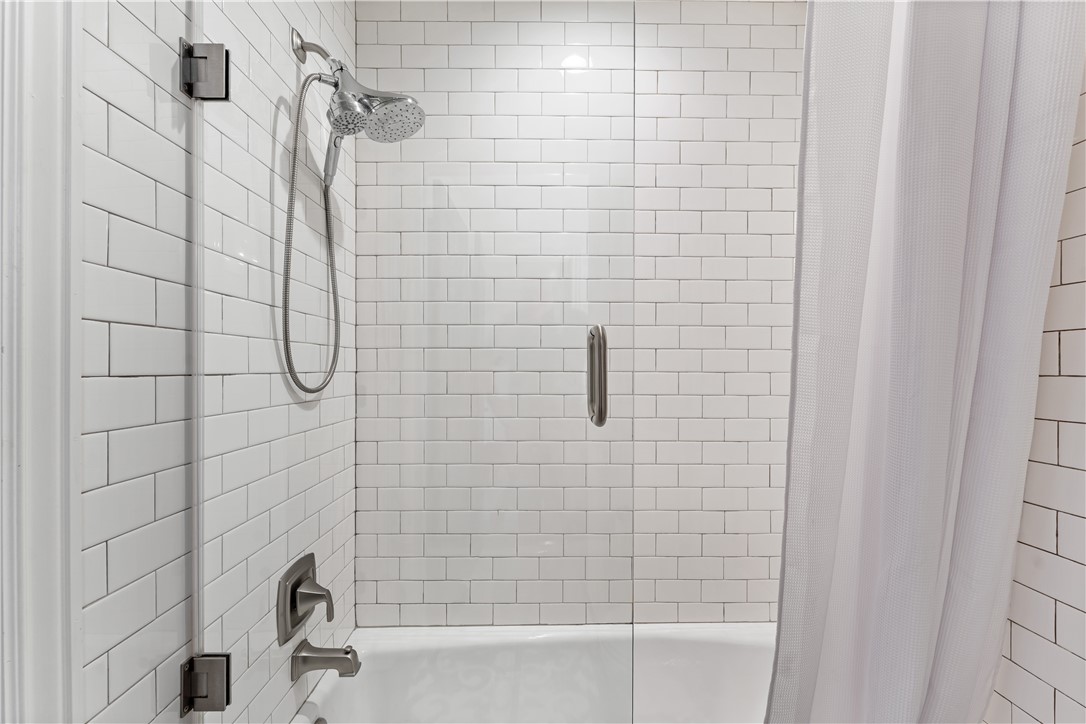 Shadow Valley Ph 1 Rogers - Residential