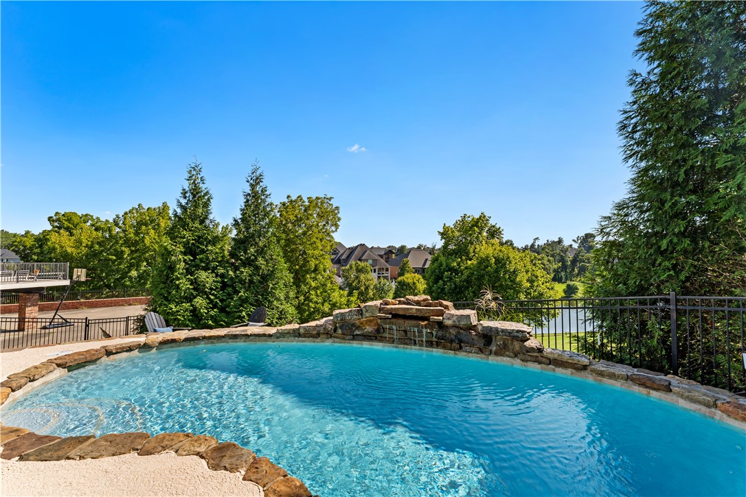 Shadow Valley Ph 1 Rogers - Residential