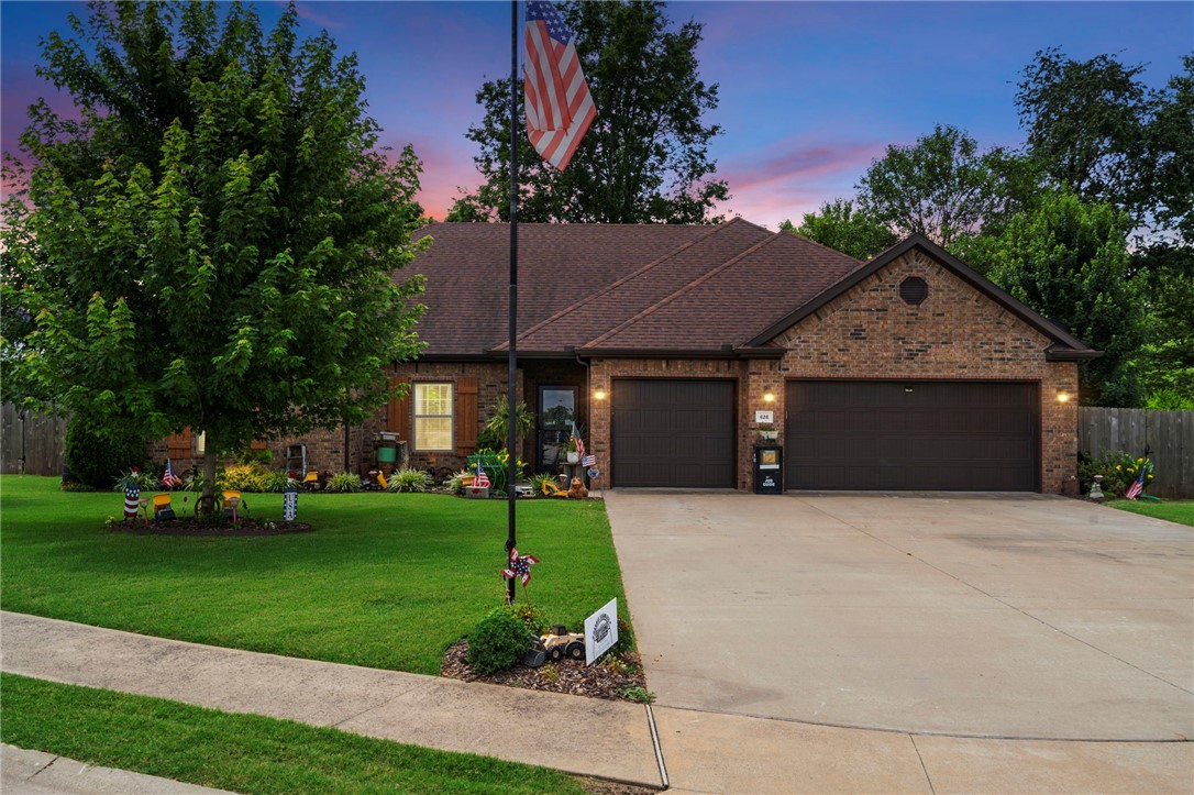 Nearly 2,000 square feet, fully fenced backyard, 3 car attached garage, AND a pool! Located in the highly sought-after Battlefield Estates in Pea Ridge, this beautifully maintained brick home offers a perfect blend of style, function, and comfort. Built in 2017, the home features a sleek black-accented exteriorāincluding the roof, trim, garage, soffit, and fasciaācreating a modern, cohesive look that stands out. Inside, you'll find 3 beds, 2 baths, and nearly 2,000 square feet of thoughtfully designed living space. Wood-look tile flooring runs throughout, complementing the tall ceilings and crown molding. The spacious living room includes gas fireplace, perfect for cozy evenings. The primary suite includes large tub, tiled walk-in shower, and large walk-in closet. In the backyard, you can enjoy a fully privacy-fenced yard, a covered patio, added concrete walkways leading to a fire pit and above-ground pool, as well as a beautiful landscaping. Additional shed located in the backyard, is perfect for storage.