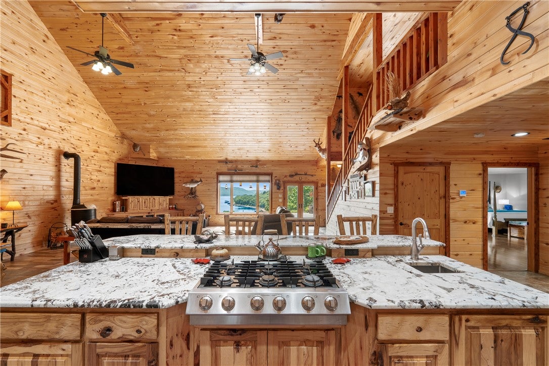 21401 Sloan Hollow Road